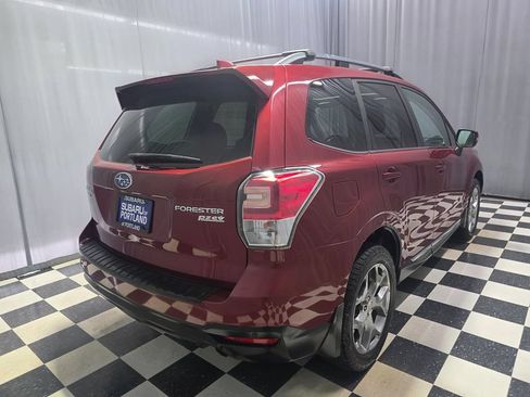 Used 2017 Subaru Forester 2.5i Touring AWD/4WD image 4