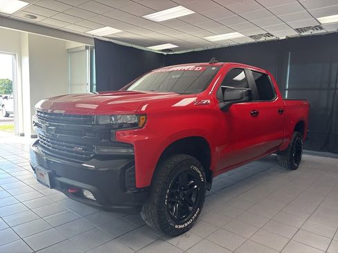 Used 2019 Chevrolet Silverado 1500 LT Trail Boss AWD/4WD image 6
