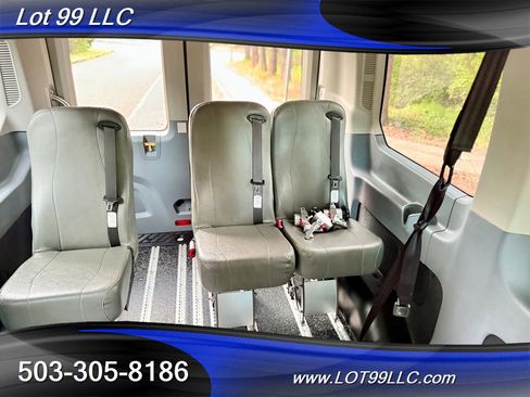 Used 2017 Ford Transit 150 XL image 44