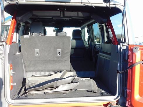 Used 2023 Ford Bronco Wildtrak image 24