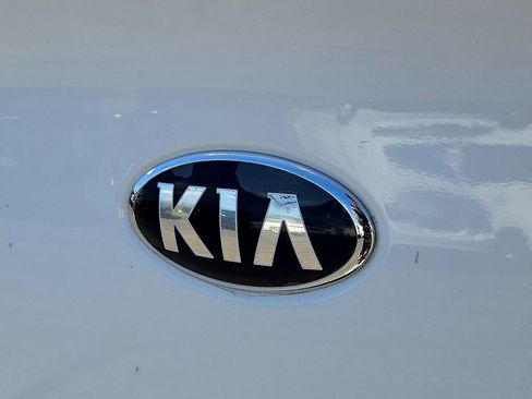 Used 2014 Kia Rio LX FWD image 29