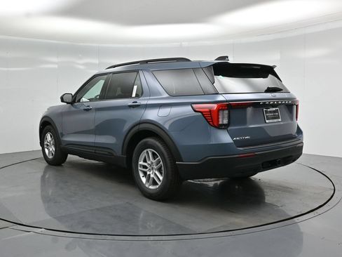 New 2026 Ford Explorer Active RWD image 6