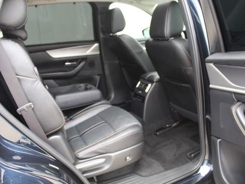 Certified 2024 MAZDA CX-90 3.3 Turbo w/ Preferred Plus image 39