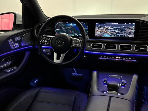 Used 2020 Mercedes-Benz GLS 450 4MATIC image 29