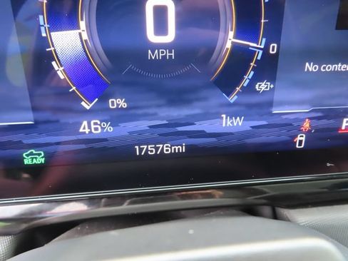 Certified 2025 Chevrolet Silverado EV RST AWD/4WD image 20
