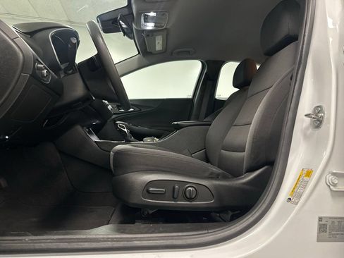 Used 2023 Chevrolet Malibu LT FWD image 16