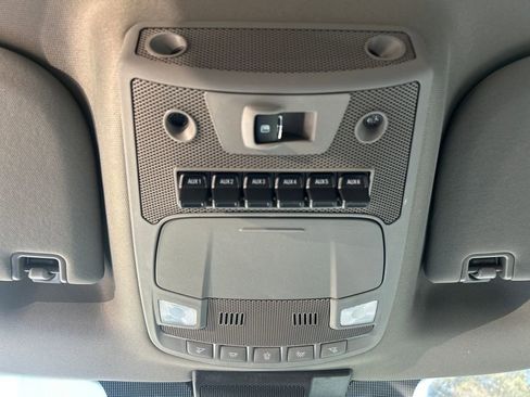 Used 2020 Ford F250 Lariat w/ Lariat Value Package image 18