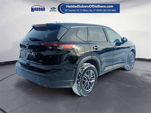 Used 2024 Nissan Rogue S image 5