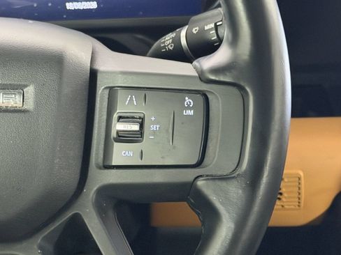 Used 2023 Land Rover Defender 110 X-Dynamic SE AWD/4WD image 17