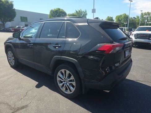 Used 2024 Toyota RAV4 XLE Premium w/ Weather Package FWD image 7
