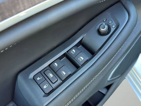 New 2026 Jeep Grand Cherokee L Limited AWD/4WD image 26