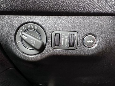 Used 2021 Dodge Challenger R/T Scat Pack RWD image 16