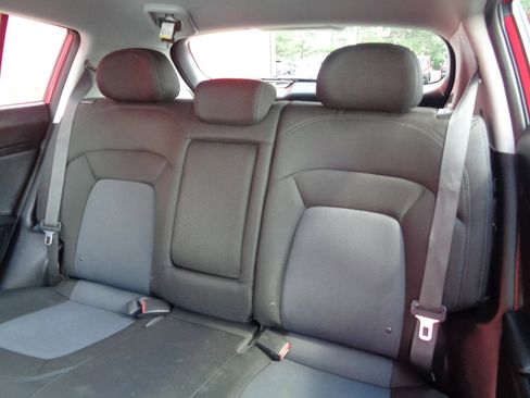 Used 2015 Kia Sportage LX image 8