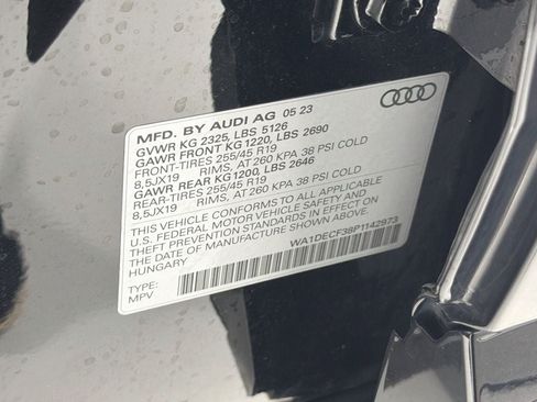 Used 2023 Audi Q3 2.0T Premium w/ Black Optic Sport Package AWD/4WD image 31