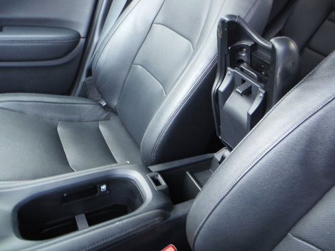 Used 2019 Honda HR-V EX-L image 16