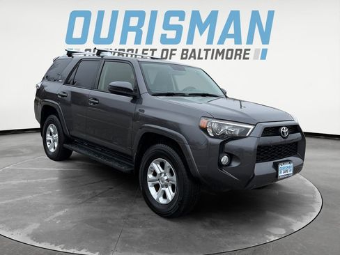 Used 2016 Toyota 4Runner SR5 image 1