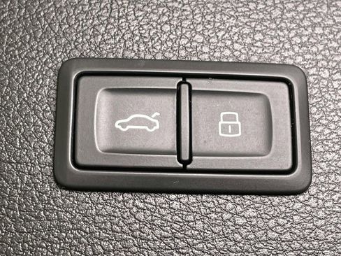 Certified 2023 Audi Q5 2.0T Premium w/ Convenience Package image 21