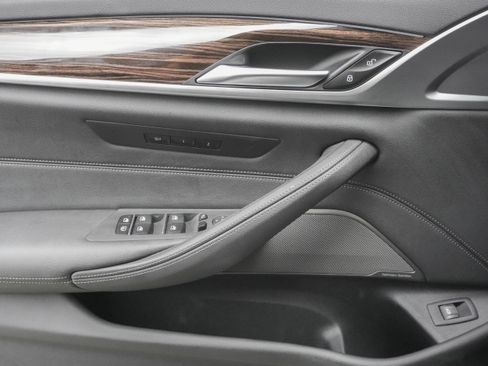 Certified 2023 BMW 540i w/ Executive Package image 29