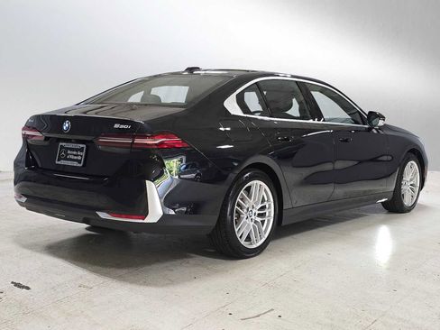 Used 2024 BMW 530i xDrive w/ Executive Package AWD/4WD image 3
