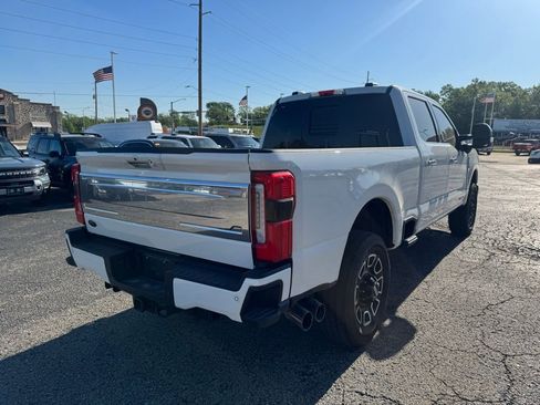 Certified 2024 Ford F250 Platinum AWD/4WD image 7
