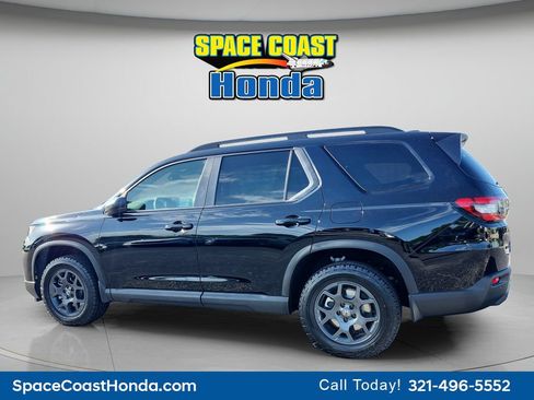New 2026 Honda Pilot TrailSport image 12