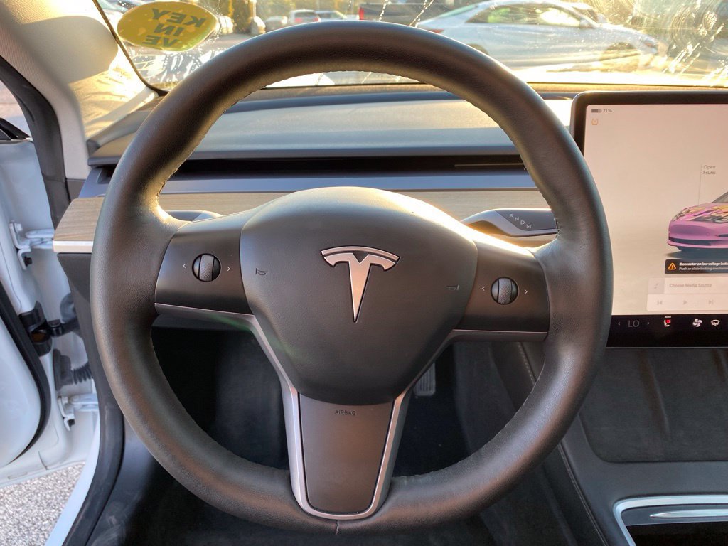Used 2023 Tesla Model 3 Standard Range RWD image 11