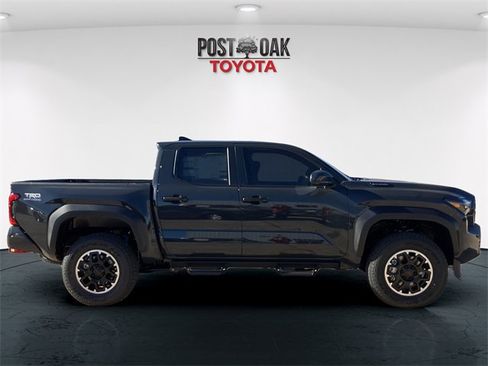 New 2026 Toyota Tacoma TRD Off-Road image 8