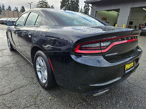 Used 2023 Dodge Charger SXT image 6