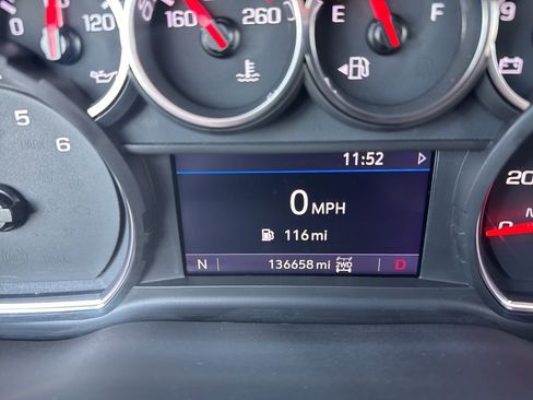 Used 2022 Chevrolet Silverado 1500 LT Trail Boss w/ LPO, Dark Essentials Package image 34