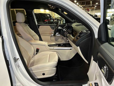 Certified 2025 Mercedes-Benz GLB 250 GLB 250 image 13