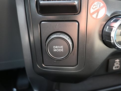 Used 2025 Ford F150 XLT w/ Equipment Group 301A Standard RWD image 23
