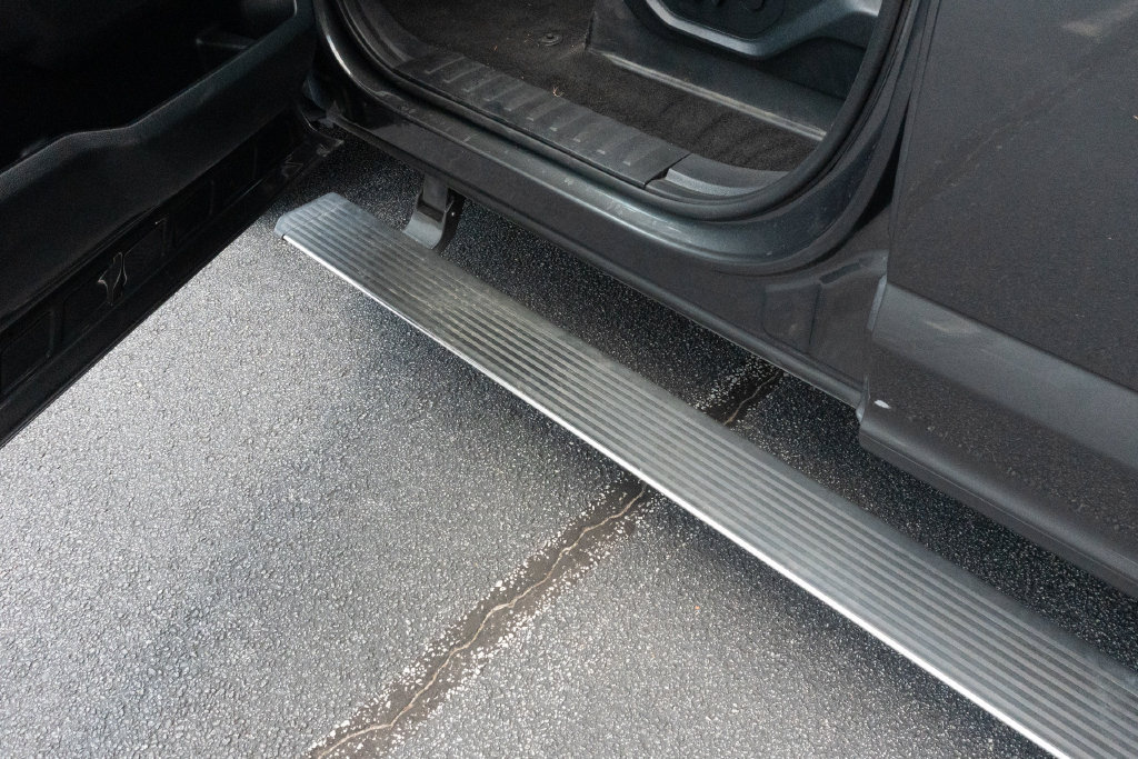 Used 2019 Ford F150 Lariat AWD/4WD image 6