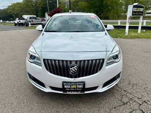Used 2016 Buick Regal Premium w/ Driver Confidence Package #1 AWD/4WD image 2