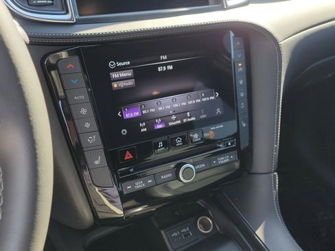 Certified 2025 INFINITI QX55 Luxe w/ Cargo Package image 19