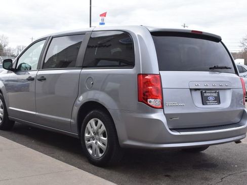 Used 2019 Dodge Grand Caravan SE image 13