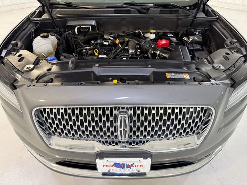 Used 2022 Lincoln Nautilus Reserve image 31