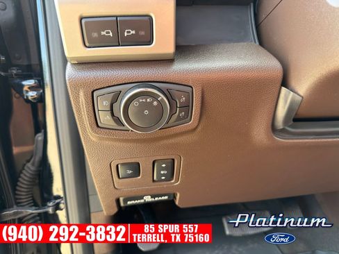Used 2020 Ford F350 King Ranch w/ King Ranch Ultimate Package AWD/4WD image 12