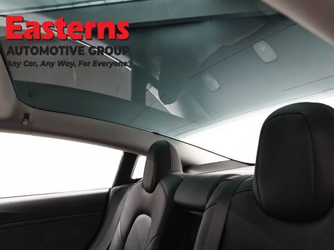 Used 2019 Tesla Model 3 Standard Range Plus image 32