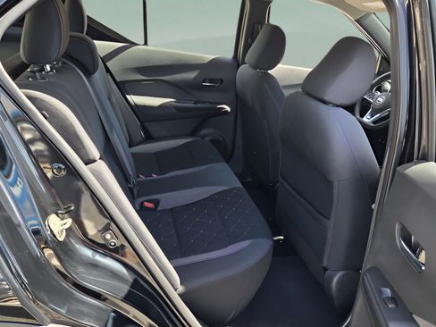 Used 2020 Nissan Kicks SV FWD image 14