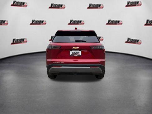 Used 2026 Chevrolet Equinox LT w/ Convenience Package II AWD/4WD image 7
