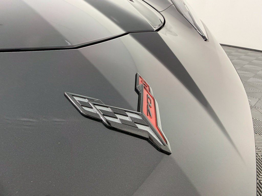 Used 2023 Chevrolet Corvette Stingray Premium Conv w/ Z51 Performance Package RWD image 19