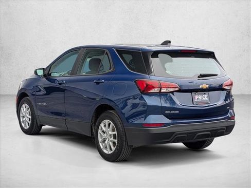 Used 2022 Chevrolet Equinox LS image 8