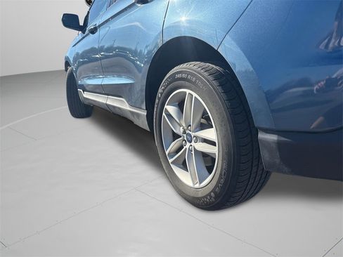 Used 2018 Ford Edge SEL w/ Equipment Group 201A image 9