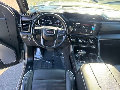 Used 2025 GMC Sierra 1500 AT4X AWD/4WD image 29