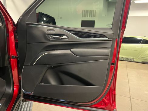 Used 2023 Cadillac Escalade V AWD/4WD image 49