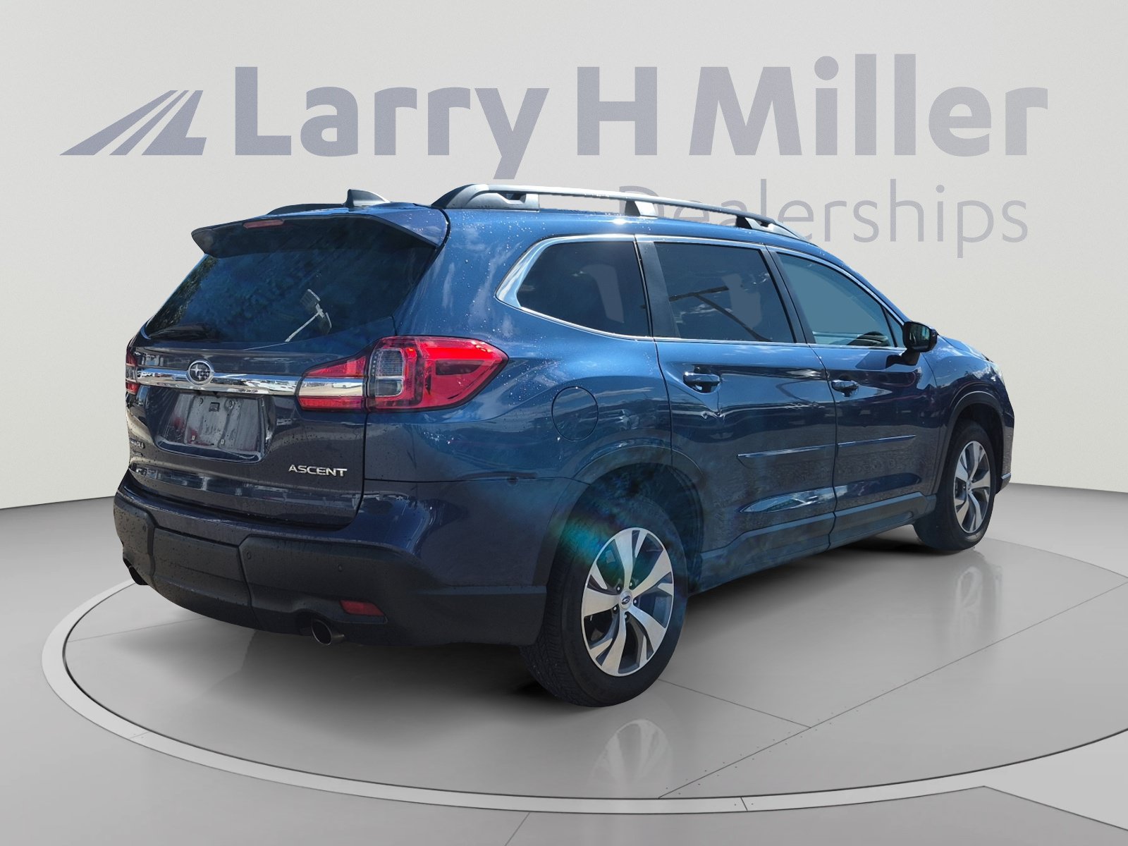 Used 2019 Subaru Ascent Premium AWD/4WD image 5