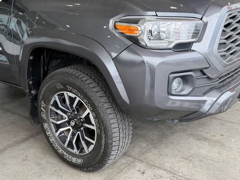 Certified 2023 Toyota Tacoma TRD Sport AWD/4WD image 9