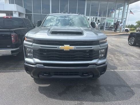 Used 2026 Chevrolet Silverado 2500 Custom w/ Custom Value Package AWD/4WD image 3