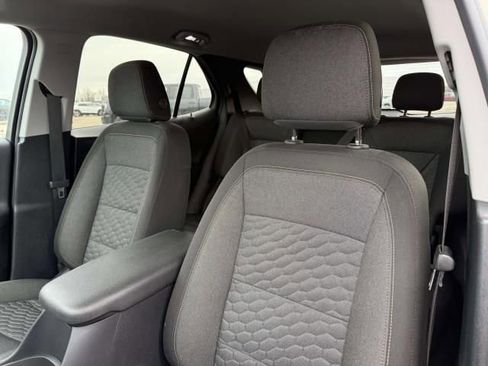 Used 2019 Chevrolet Equinox LT image 12