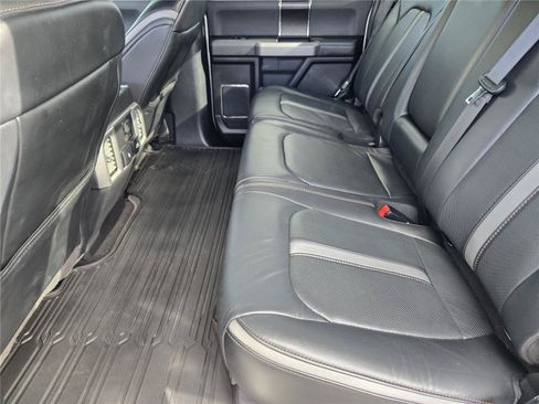 Used 2019 Ford F150 Platinum w/ Equipment Group 701A Luxury AWD/4WD image 29